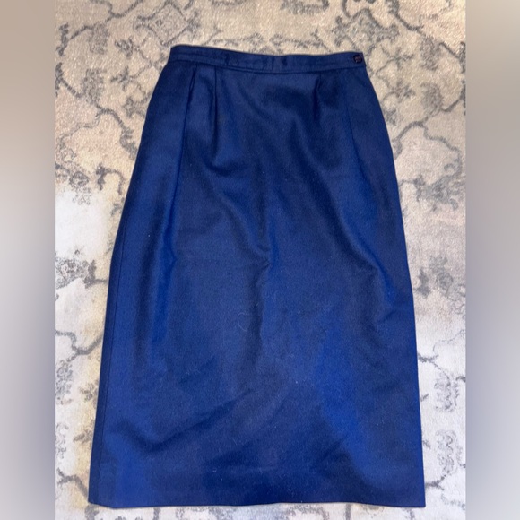 Vintage Pendleton Women’s Size 6 Blue 100% Virgin Wool Long Skirt. - Picture 1 of 6
